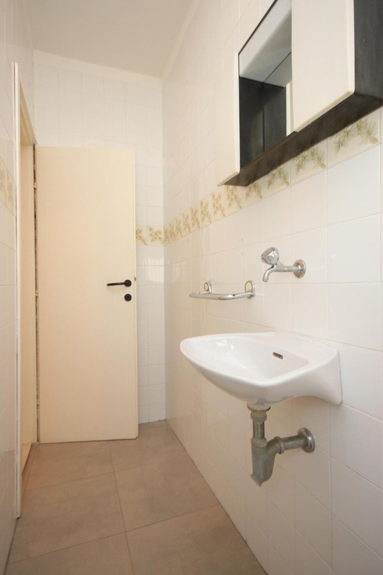 Apartment With A Swimming Pool - 3358 *